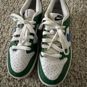 Nike Kids Green and White Sneakers
